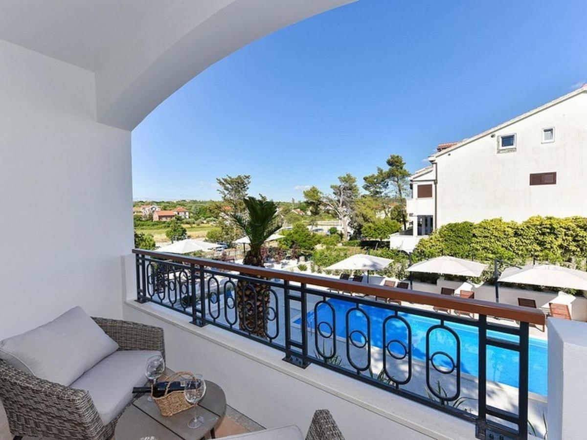 Mediterraneo Garden Apartments Petrcane Ruang foto