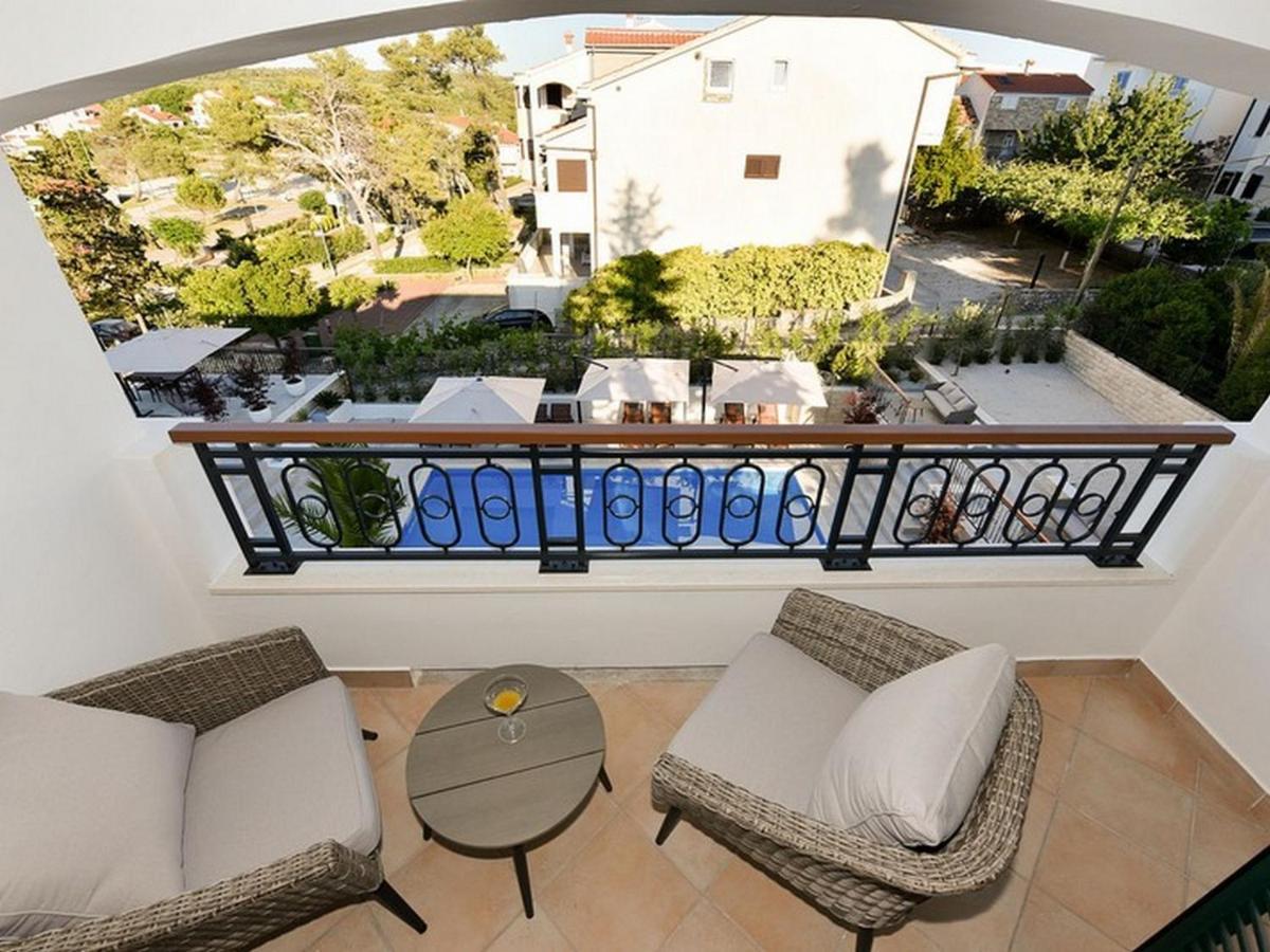 Mediterraneo Garden Apartments Petrcane Ruang foto